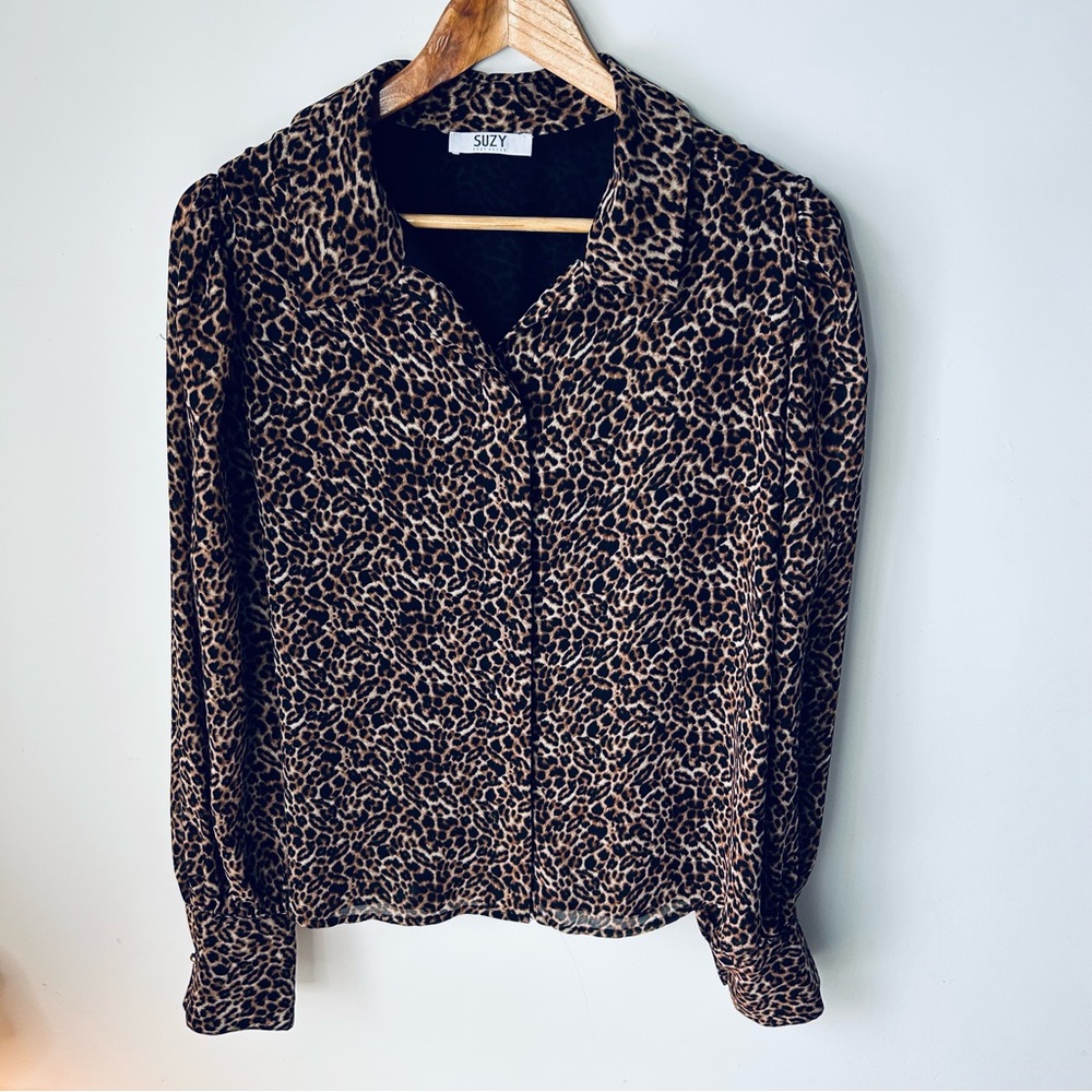 Suzy Shier Brown Leopard Print Blouse